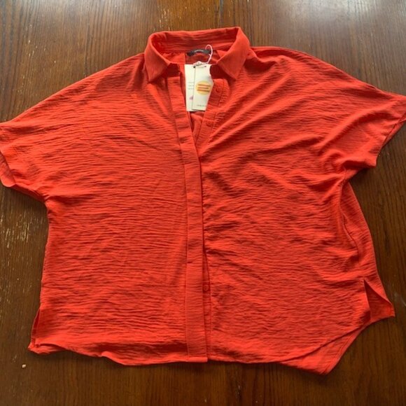 Large Button Short Sleeve Orange Blouse - Picture 4 of 4